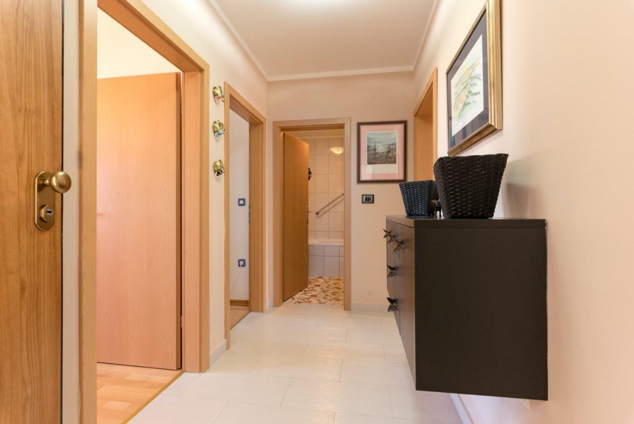 Apartment Ina Pula Exterior foto